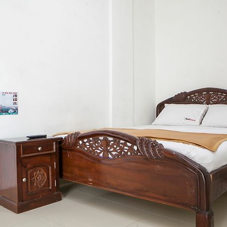 Reddoorz Near Tegalega Park Hotel Bandung Bagian luar foto
