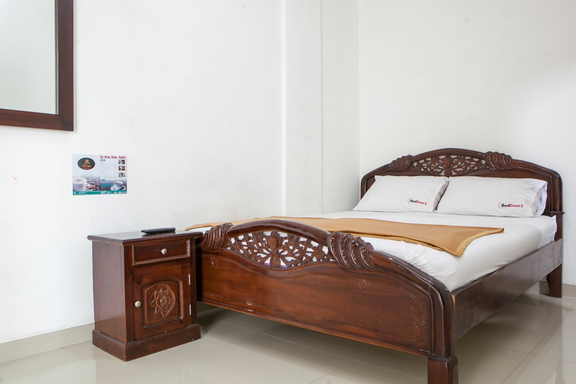 Reddoorz Near Tegalega Park Hotel Bandung Bagian luar foto