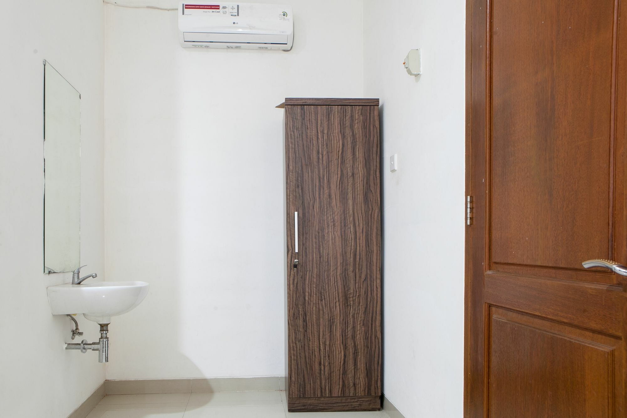 Reddoorz Near Tegalega Park Hotel Bandung Bagian luar foto